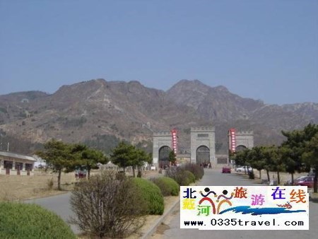 山海关角山长城景区
